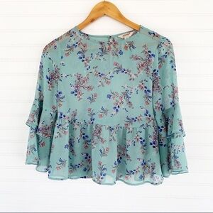 Arizona Jean Company Green Blouse with Bell Sleeves and Ruffled Peplum